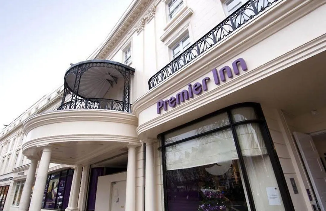 Premier Inn Leamington Spa Town Centre-1